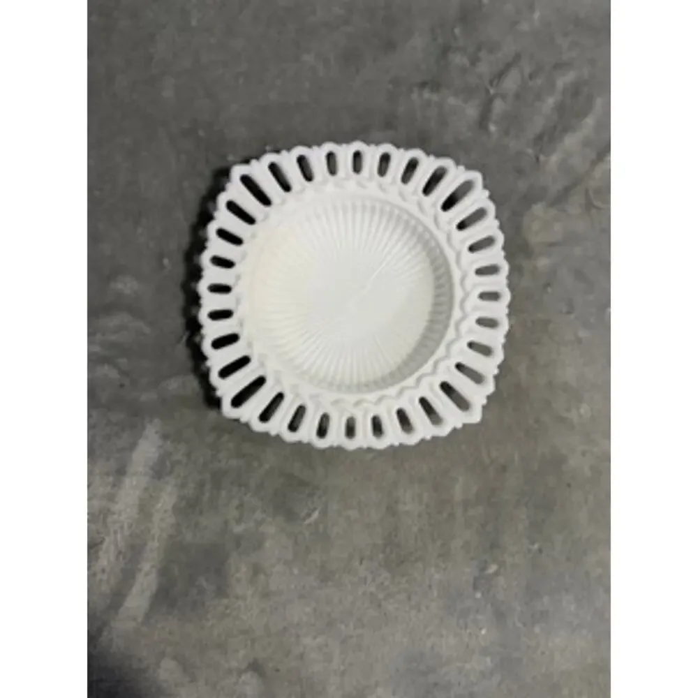 Fostoria Vintage White Milk Glass Lattice Edge Bonbon Dish
